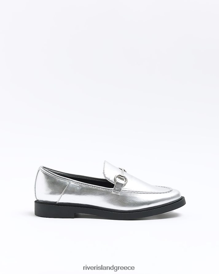 River Island είδη υπόδησης ασήμι γυναίκες loafers με λεπτομέρεια αλυσίδας B6N8X1192